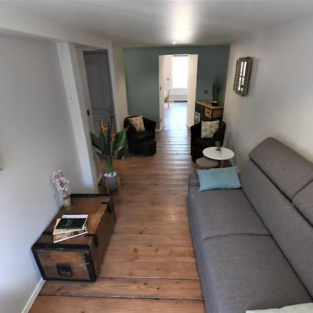 Terrasse 86 - Terrasse & Climatisation - 4-6 Personnes - Daire Épernay